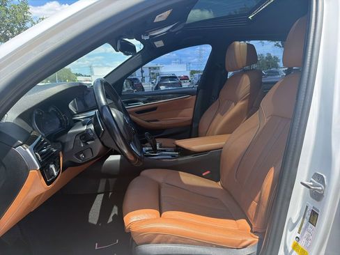 Used 2017 BMW 530i RWD image 2