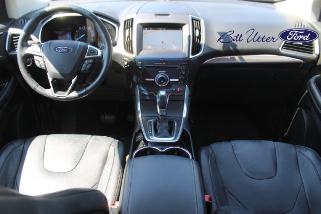 Used 2016 Ford Edge Titanium w/ Equipment Group 301A AWD/4WD image 16