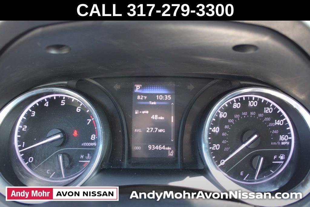 Used 2020 Toyota Camry LE FWD image 29