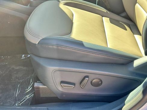New 2026 Ford Maverick Lariat w/ 4K Tow Package AWD/4WD image 10