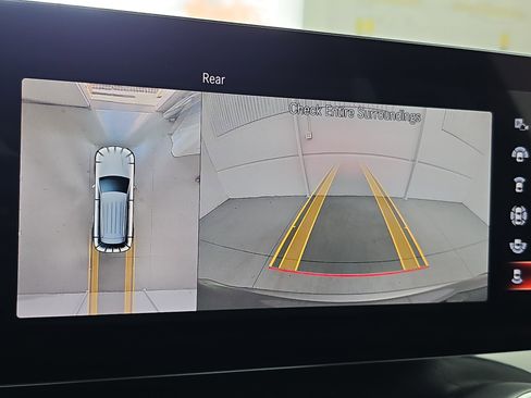 Certified 2021 Mercedes-Benz GLC 300 4MATIC image 23