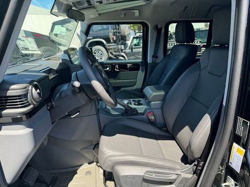 New 2025 INEOS Grenadier AWD/4WD image 5
