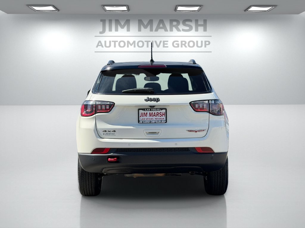 Used 2021 Jeep Compass Trailhawk AWD/4WD image 5