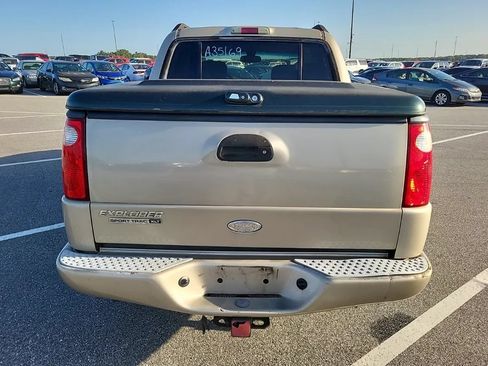 Used 2004 Ford Explorer Sport Trac XLT RWD image 5