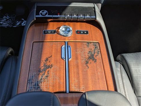 New 2025 Lincoln Navigator Black Label image 19