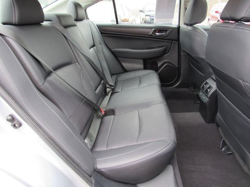 Used 2016 Subaru Legacy 2.5i Limited image 7