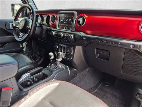 Used 2021 Jeep Wrangler Rubicon AWD/4WD image 19