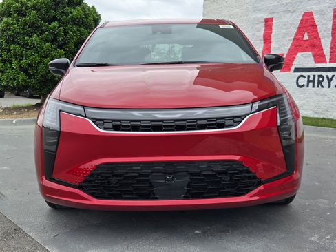 New 2027 Chrysler Pacifica Select FWD image 2
