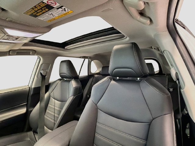 Used 2025 Toyota RAV4 XLE Premium w/ Weather Package AWD/4WD image 18