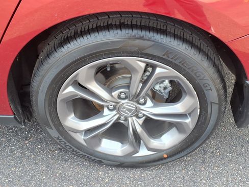 Used 2024 Honda Accord EX image 12