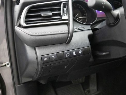 Used 2023 Toyota Camry SE w/ Cold Weather Package image 22