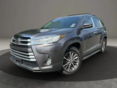 Used 2019 Toyota Highlander XLE