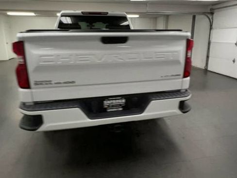 Used 2021 Chevrolet Silverado 1500 Custom w/ Safety Confidence Package AWD/4WD image 7