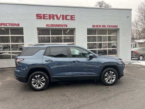 Used 2025 Chevrolet Equinox LT w/ Convenience Package II image 8