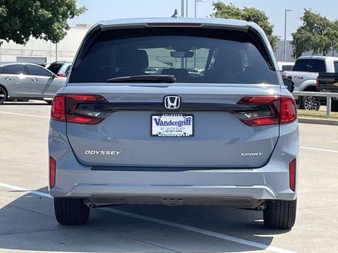 Used 2025 Honda Odyssey Sport-L image 5