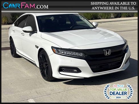 Used 2018 Honda Accord Touring image 1