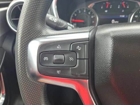 Used 2025 Chevrolet Blazer LT AWD/4WD image 24