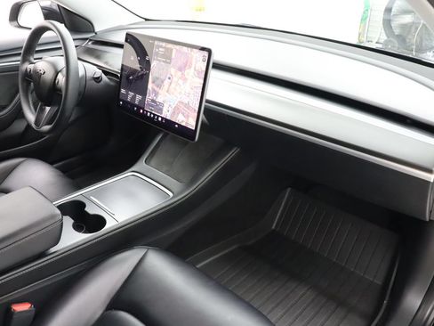 Used 2023 Tesla Model 3 Standard Range RWD image 28