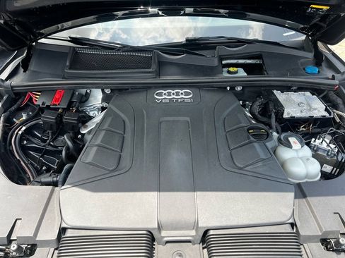 Used 2018 Audi Q7 3.0T Premium Plus AWD/4WD image 26