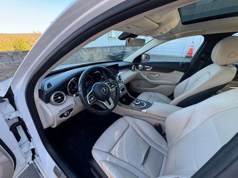 Used 2021 Mercedes-Benz C 300 4MATIC Sedan w/ Premium Package image 8
