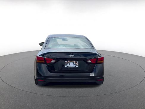 Used 2023 Nissan Altima 2.5 S image 12