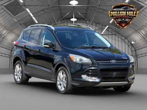 Used 2014 Ford Escape Titanium w/ Equipment Group 401A AWD/4WD image 1