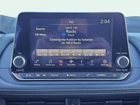 Used 2024 Nissan Rogue S image 29