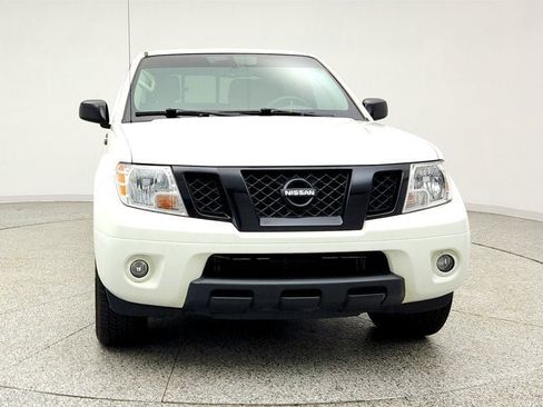 Used 2019 Nissan Frontier SV w/ Value Truck Package RWD image 2