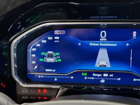 Used 2025 Chevrolet Silverado 2500 LT image 13