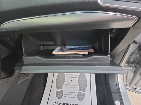 Used 2023 Ford Edge Titanium w/ Equipment Group 301A image 22