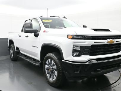 Used 2025 Chevrolet Silverado 2500 Custom w/ Custom Value Package