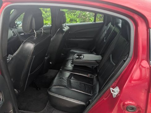 Used 2014 Chrysler 200 Limited FWD image 4
