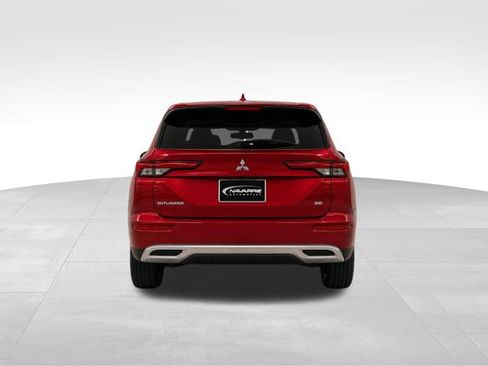 Used 2023 Mitsubishi Outlander SE FWD image 6