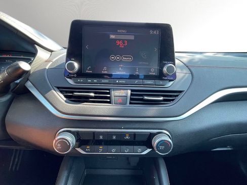 Used 2020 Nissan Altima 2.5 SR FWD image 30