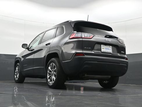 Used 2019 Jeep Cherokee Latitude Plus AWD/4WD image 26