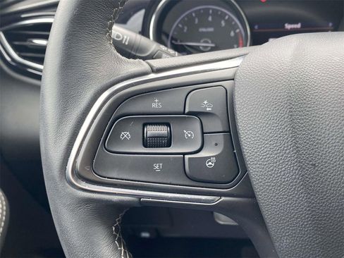 Used 2022 Buick Encore GX Essence w/ Advanced Technology Package image 19