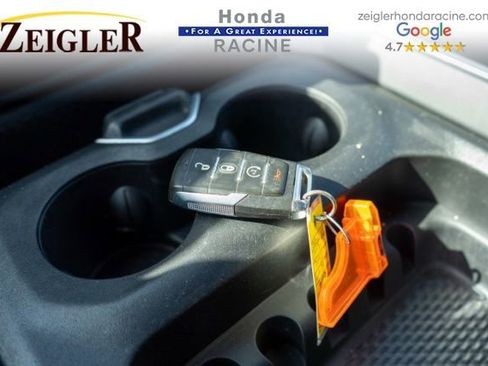 Used 2022 RAM 1500 Big Horn image 30