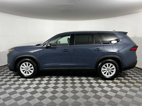 Certified 2026 Toyota Grand Highlander XLE image 8