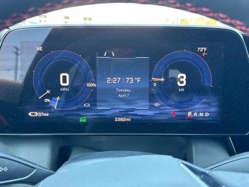 Used 2026 Chevrolet Equinox EV RS FWD image 37