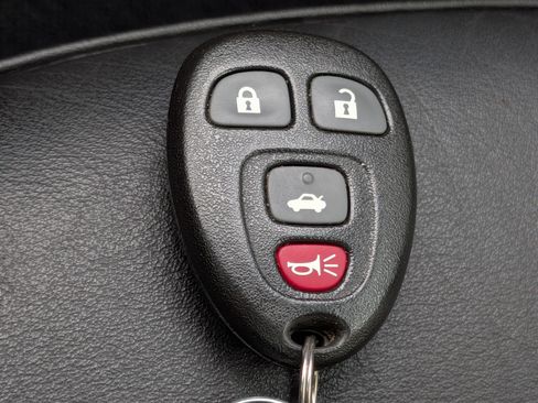 Used 2009 Saturn Sky Red Line RWD image 28