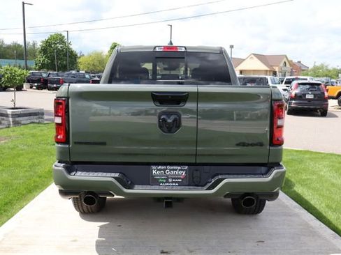 Used 2026 RAM 1500 Big Horn AWD/4WD image 32