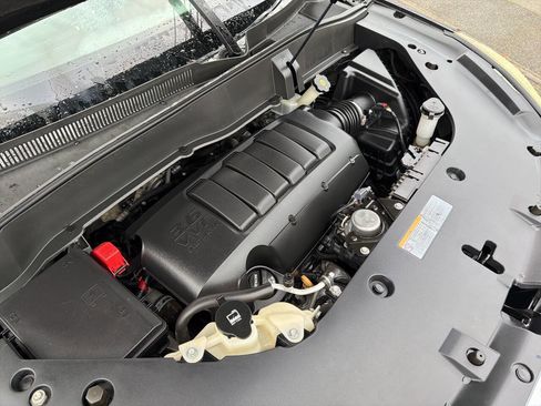 Used 2016 GMC Acadia Denali image 16