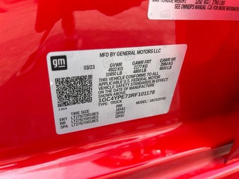 Used 2024 Chevrolet Silverado 2500 LTZ w/ LTZ Convenience Package AWD/4WD image 36