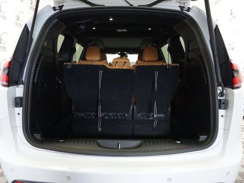 Used 2022 Chrysler Pacifica Pinnacle image 12