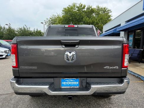 Used 2022 RAM 1500 Big Horn AWD/4WD image 9