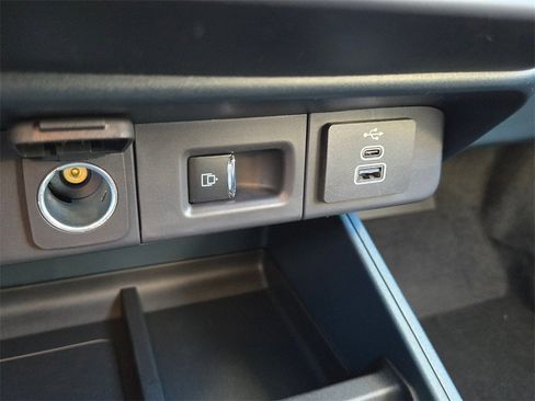 New 2026 Ford Maverick Tremor image 17