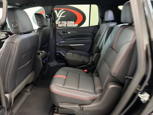 New 2026 Chevrolet Traverse RS w/ LPO, Floor Liner Package FWD image 14