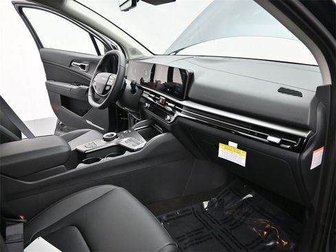 New 2026 Kia Sportage EX image 22