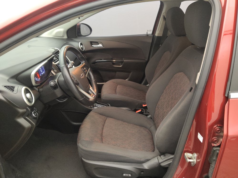 Used 2020 Chevrolet Sonic LT w/ Convenience Package FWD image 17