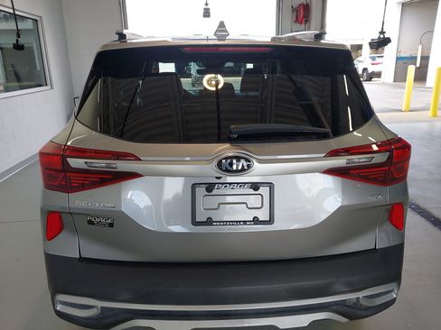 Used 2021 Kia Seltos EX AWD/4WD image 33